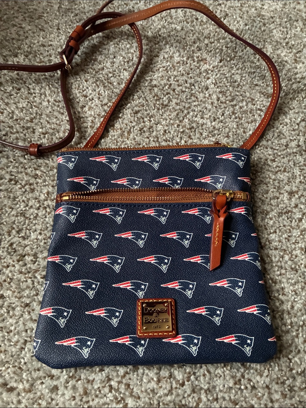 Dooney & Bourke NE Patriots Crossbody